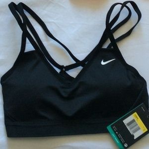 Nike Light Support Sportsbra